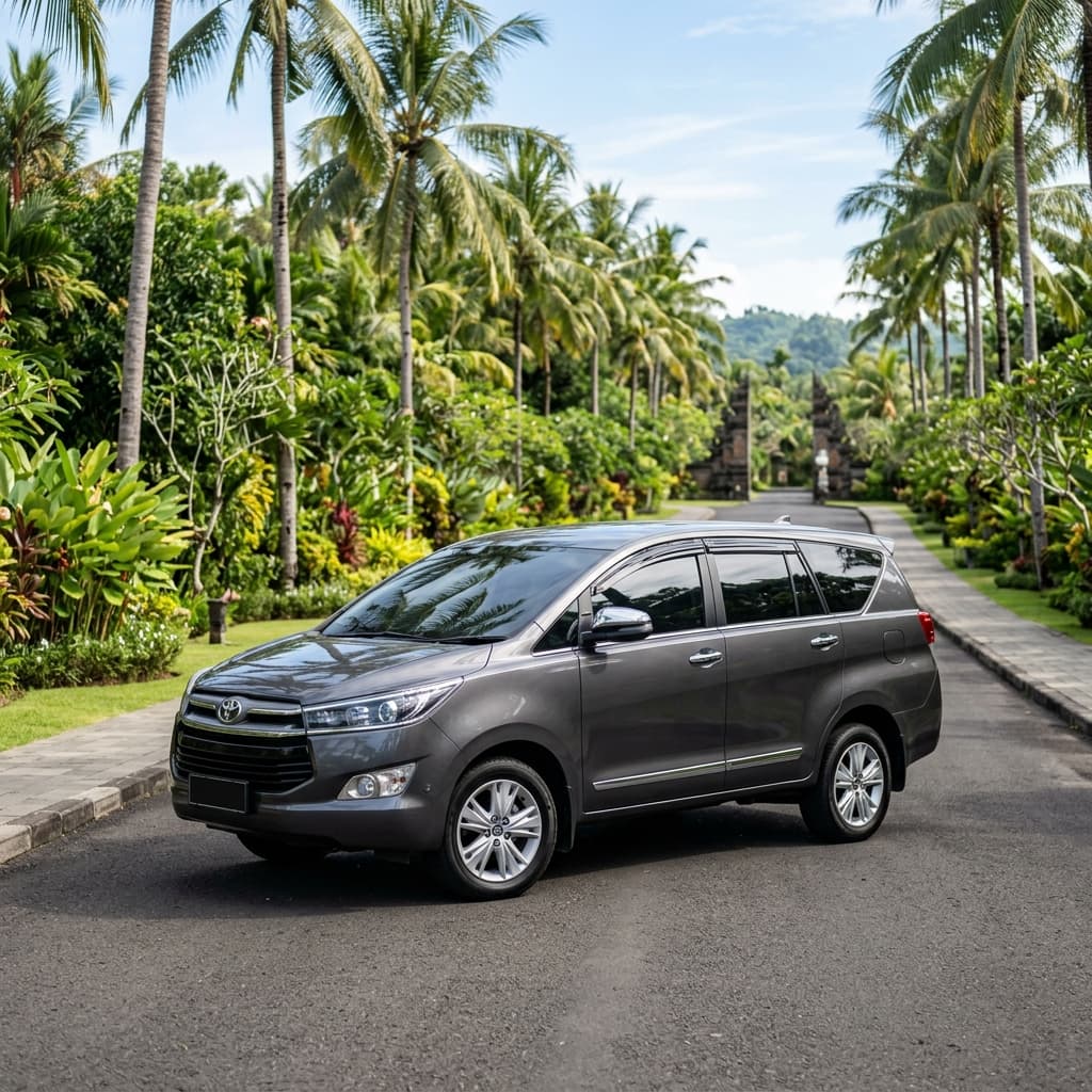 Comfort 7 Seater private driver car in Bali — Toyota Innova Reborn